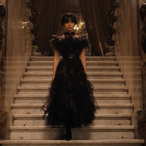 Inspirasi Gaya Gothic dari Serial Wednesday Netflix