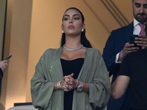 Foto Georgina Rodriguez Nonton Piala Dunia Tak Senyum, Ronaldo Jadi Cadangan