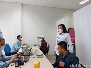 Pekan HAM, Imigrasi Jaksel Jemput Bola Layani Paspor Penyandang Disabilitas