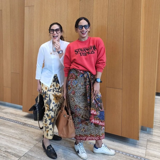 Kebaya Putih Sederhana/Foto: Instagram/@therealdisastr OOTD kebaya sehari-hari ala Dian Sastrowardoyo