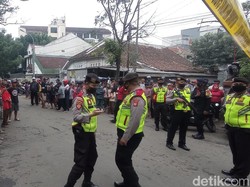 Kapolrestabes Bandung Ungkap 3 Polisi Terluka Akibat Bom Bunuh Diri