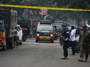 Video: Agus Sujatno Bawa Belasan Kertas Protes RKUHP Saat Ledakkan Diri