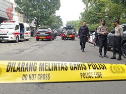 Polisi Periksa 3 Orang Keluarga Pelaku Bom Bunuh Diri Astana Anyar