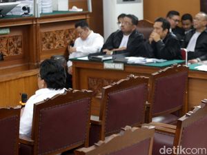 Berulang Kali Hakim Potong Kesaksian Sambo di Sidang: Itu Nanti Dulu Berulang Kali Hakim Potong Kesaksian Sambo di Sidang: Itu Nanti Dulu