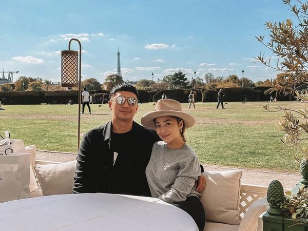 Nikita Willy Asyik Kulineran Bareng Suami dan Teman di Luar Negeri