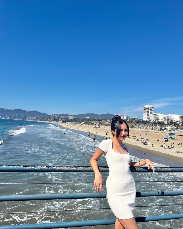 OOTD liburan Beby Tsabina/Foto: Instagram.com/Bebytsabina OOTD liburan Beby Tsabina