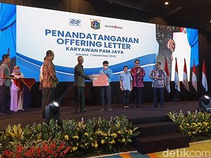 Jelang Swastanisasi Air Berakhir, PAM Jaya Rekrut 95% Karyawan Palyja-Aetra Jelang Swastanisasi Air Berakhir, PAM Jaya Rekrut 95% Karyawan Palyja-Aetra