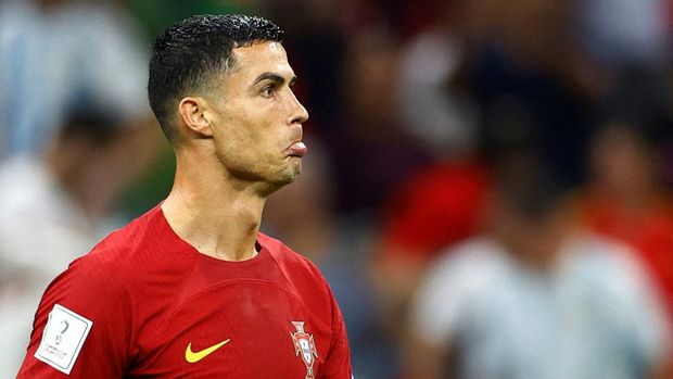 Soccer Football - FIFA World Cup Qatar 2022 - Round of 16 - Portugal v Switzerland - Lusail Stadium, Lusail, Qatar - December 6, 2022 Portugal's Cristiano Ronaldo reacts REUTERS/Suhaib Salem  REFILE - CORRECTING TEMPLATE
