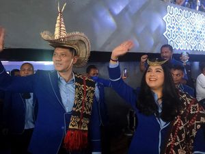 Saat AHY Sapa Ribuan Penggemarnya di NTT