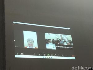 Sidang Khilafatul Muslimin Surabaya, Keterangan 2 Saksi Dibantah Terdakwa Sidang Khilafatul Muslimin Surabaya, Keterangan 2 Saksi Dibantah Terdakwa