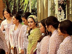 Gaya Chelsea Islan Jalani Siraman, Cantik Mempesona Pakai Roncean Melati Gaya Chelsea Islan Jalani Siraman, Cantik Mempesona Pakai Roncean Melati