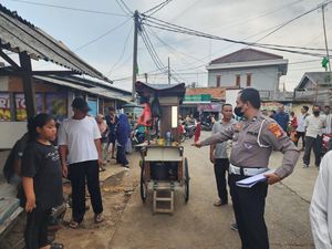 Korban Tewas Truk Mundur di Bekasi Adalah Balita Berusia 3 Tahun Korban Tewas Truk Mundur di Bekasi Adalah Balita Berusia 3 Tahun