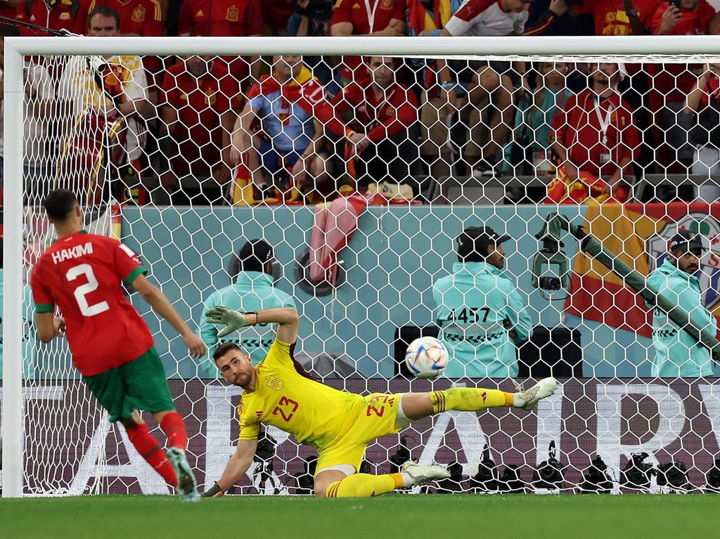 Spanyol Kalah Adu Penalti, Perbandingan Unai Simon Vs De Gea Muncul Lagi Spanyol Kalah Adu Penalti, Perbandingan Unai Simon Vs De Gea Muncul Lagi