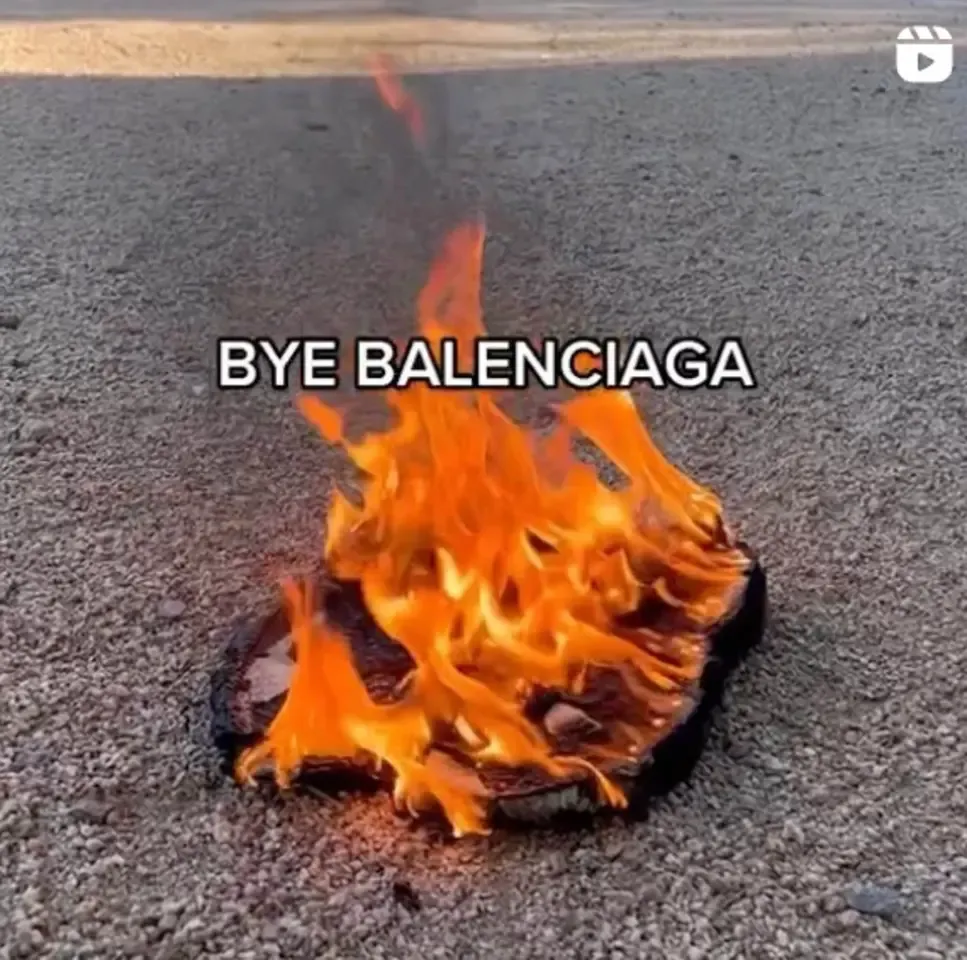 Aksi Boikot Balenciaga di Medsos