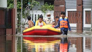 Kali Jantung Tertutup Longsor, Perumahan di Depok Terendam Banjir