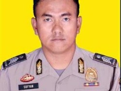 Video: Momen Warga Tolong Polisi Korban Bom Astana Anyar