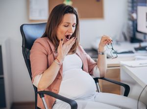 Bahaya Ibu Hamil Terlalu Sering Bergadang