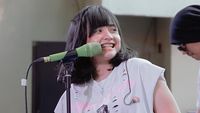 Cynantia Pratita, Vokalis Band Baby Face dan Suka Rambut Pendek