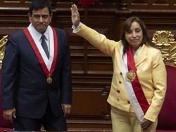 Wapres Dina Boluarte Dilantik Gantikan Presiden Peru yang Ditangkap