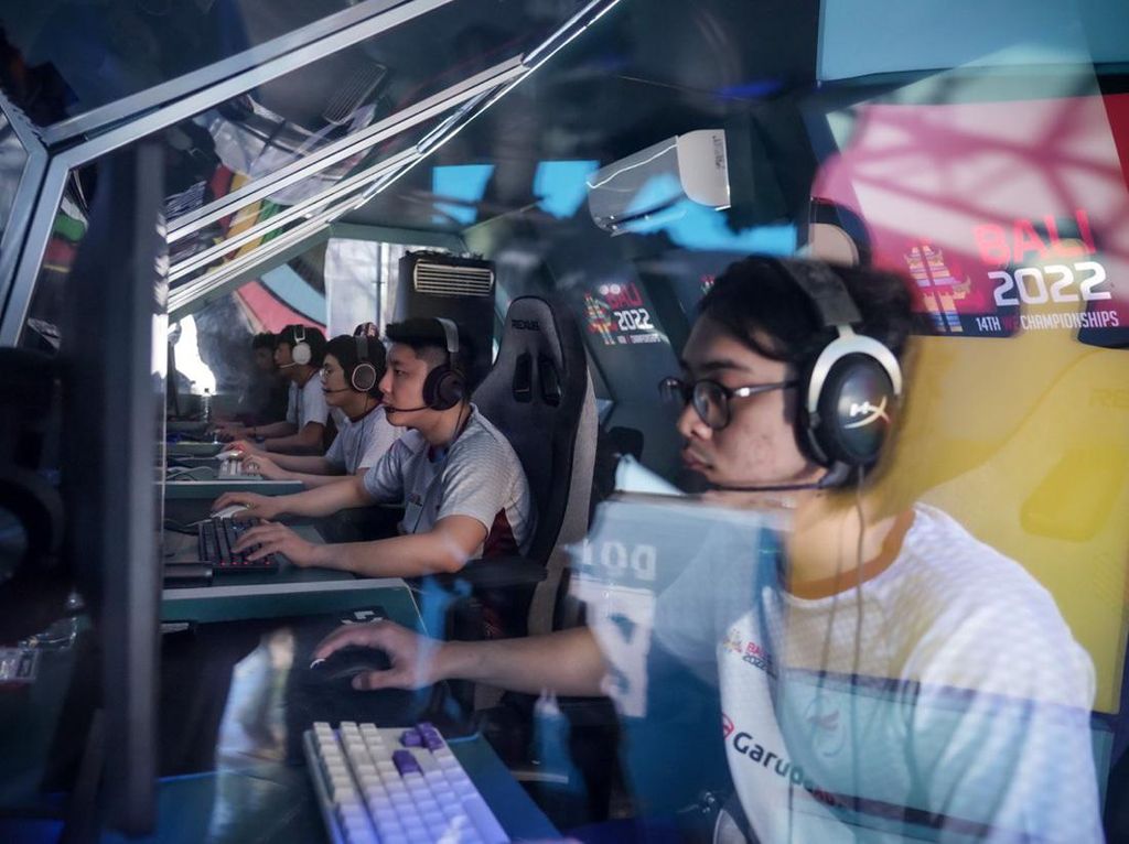 Hasil Wakil RI di IESF Bali 2022 Hari Ini: Dota 2 & eFootball Menang Hasil Wakil RI di IESF Bali 2022 Hari Ini: Dota 2 & eFootball Menang