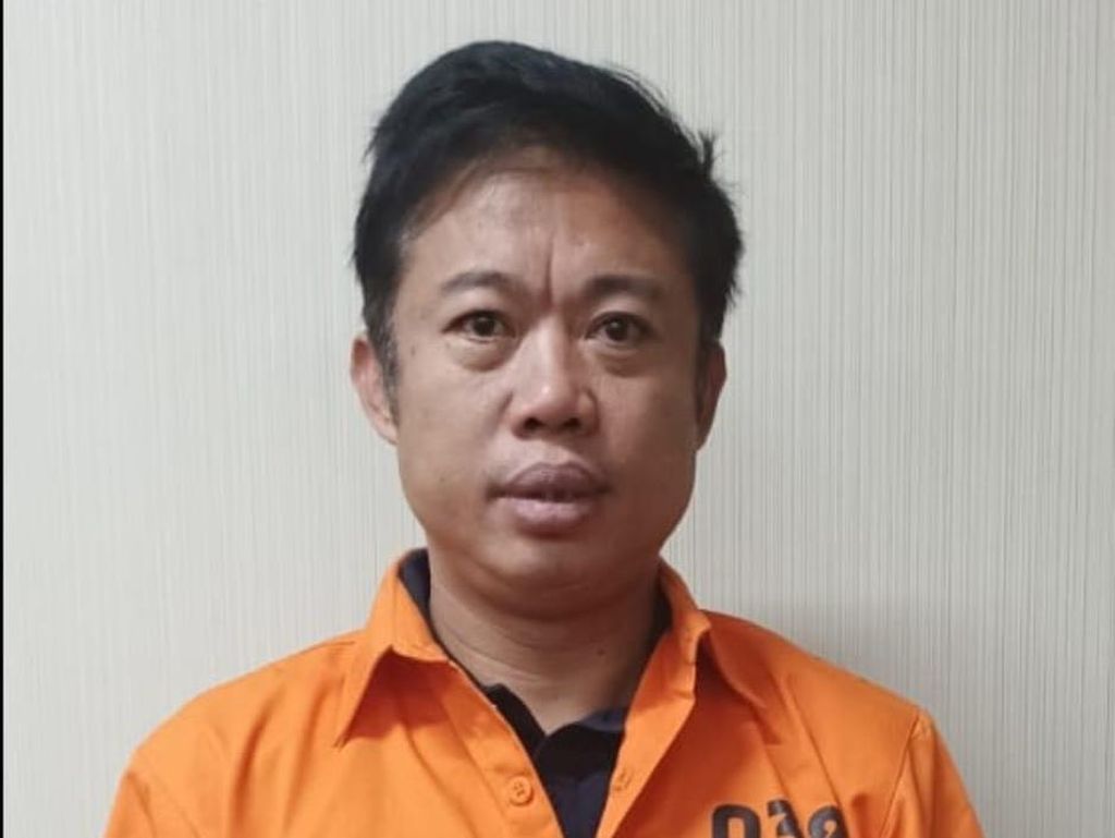 Berkas Kasus Ismail Bolong Kembali ke Tangan Jaksa Berkas Kasus Ismail Bolong Kembali ke Tangan Jaksa