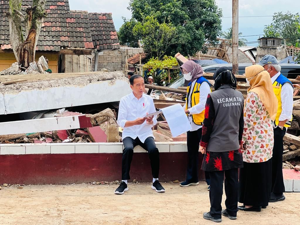 Jokowi Minta Pembangunan Sekolah Terdampak Gempa Cianjur Selesai 3 Bulan