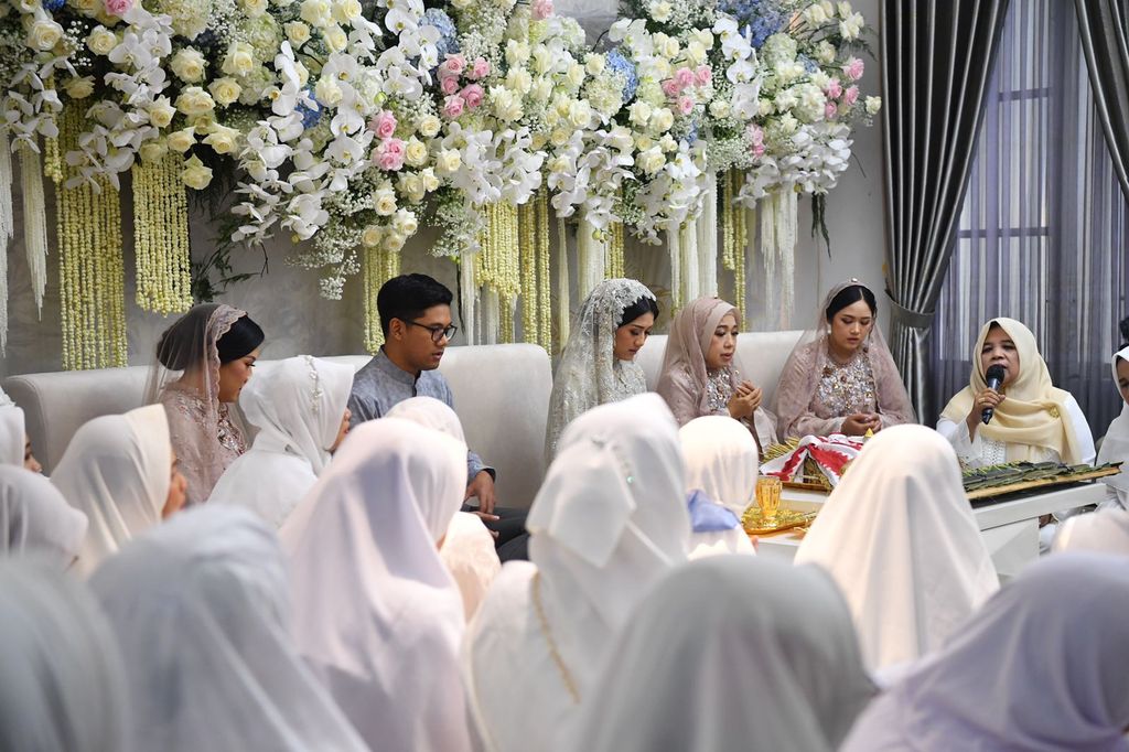 Momen Pengajian dan Semaan Al-Quran Erina Gudono Jelang Pernikahan