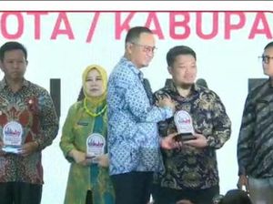 Pemkab Sukabumi Raih Penghargaan Smart City 2022 dari Kominfo