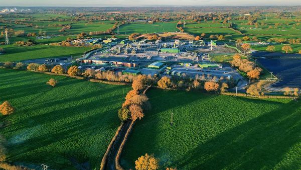 Penampakan Penyimpanan Gas Bawah Tanah Terbesar di Inggris