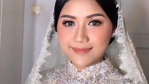 7 Gaya Erina Gudono Saat Pengajian, Ayu Tenan dengan Makeup Flawless