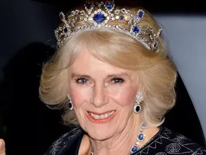 Camilla Batal Pakai Berlian Kontroversial saat Penobatan, Ini Penggantinya Camilla Batal Pakai Berlian Kontroversial saat Penobatan, Ini Penggantinya