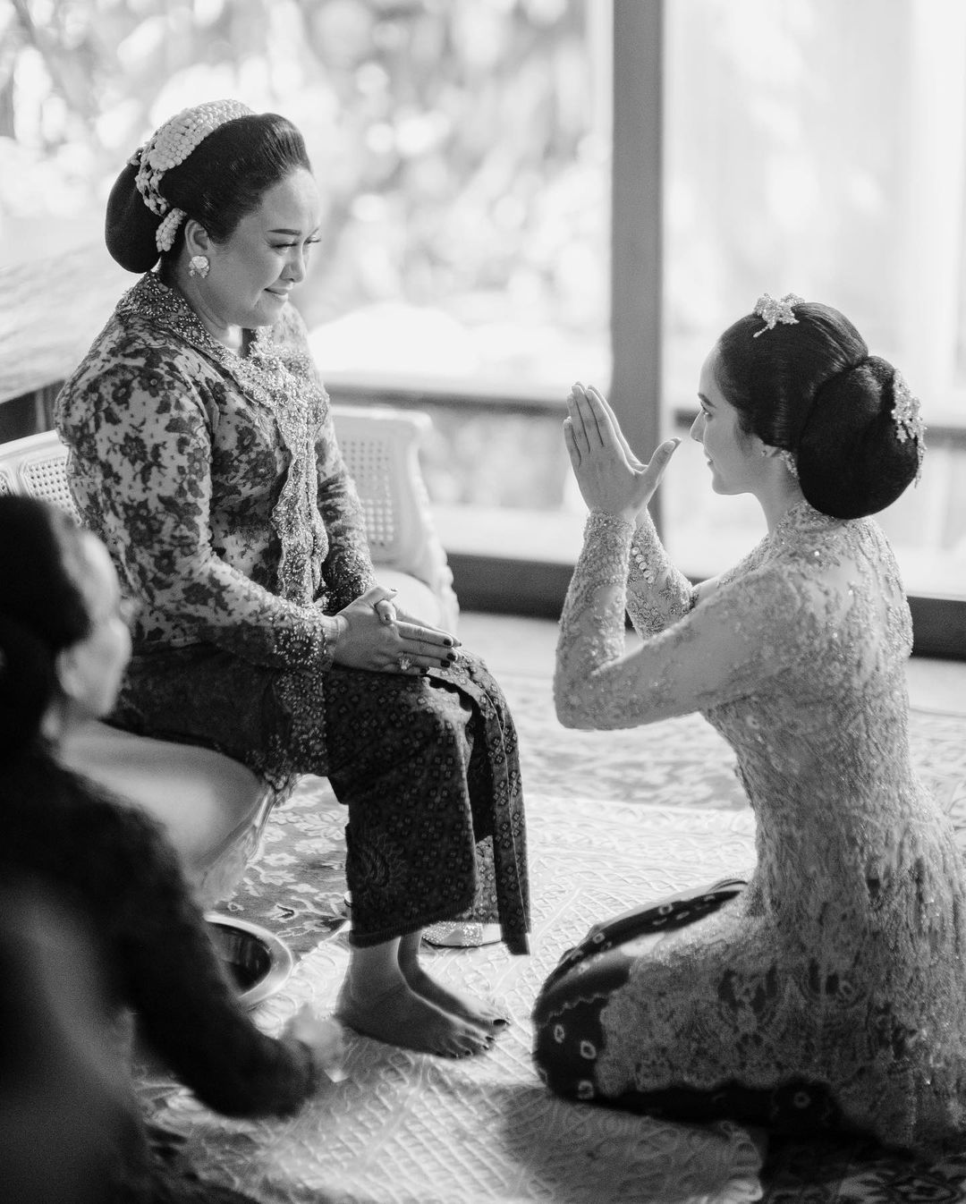 Potret Siraman Chelsea Islan