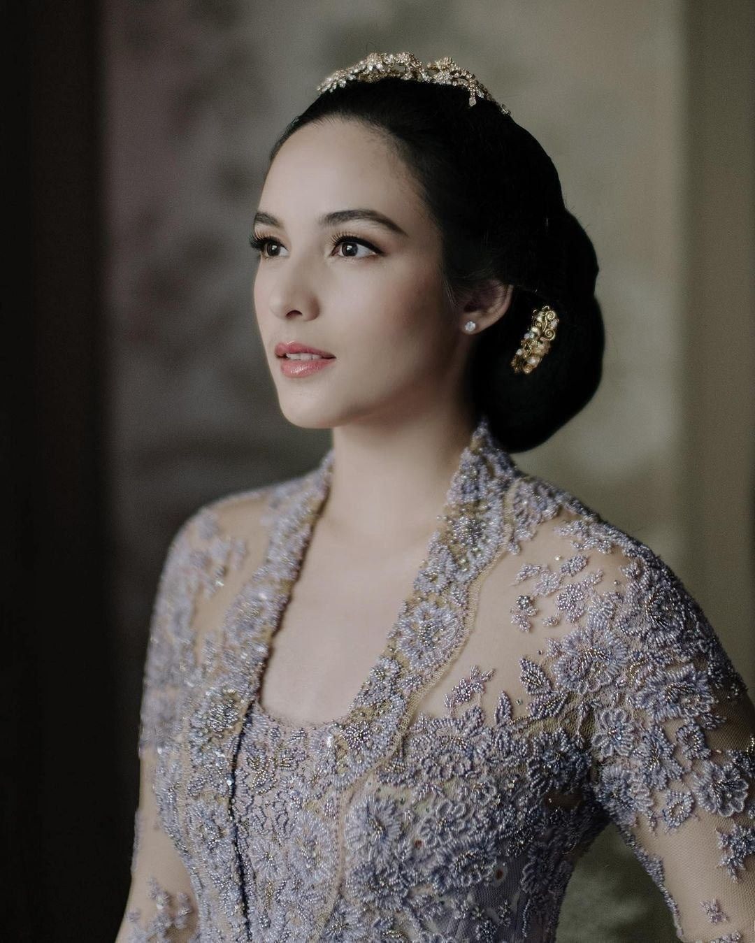 Potret Siraman Chelsea Islan