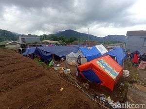Respons Bupati Cianjur soal Pengungsi Diminta Bayar Uang Sewa
