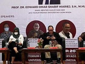 Senat Mahasiswa FH UKI Gelar Seminar Nasional