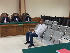 Korupsi Rp 4,87 M dan TPPU, Anak Mantan Sekda Buleleng Dituntut 7 Tahun Korupsi Rp 4,87 M dan TPPU, Anak Mantan Sekda Buleleng Dituntut 7 Tahun