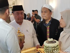 Pembawa Air Siraman Kaesang Meluncur dari Rumah Erina Malam Ini