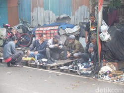 Cara Warga di Astana Anyar Bangkit Melawan Teror Bom Bunuh Diri