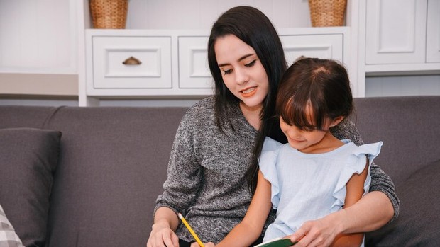 Anak-anak sebenarnya jauh lebih pintar/Foto: Freepik.com/partystock Rahasia sukses pola asuh anak Esther Wojcicki