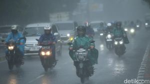 Ancang-ancang Pemprov DKI soal WFH Saat Cuaca Esktrem