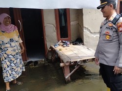 Tolong! 3 RT di Muara Gembong Bekasi Sudah 2 Bulan Terendam Air Rob