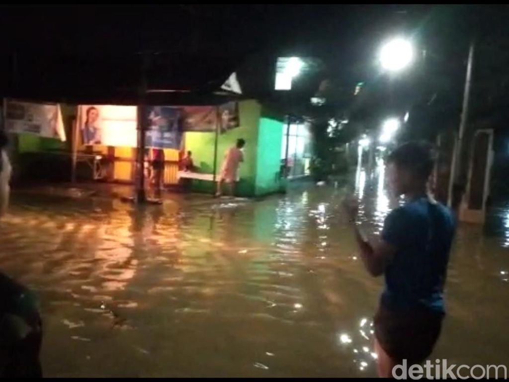 4 Desa di Tulungagung Terendam Banjir, Air Sempat Setinggi Dada