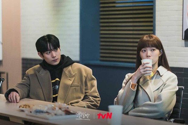 Drakor Sh**ting Star yang berkisah tentang benci jadi cinta/Instagram/ Potret still cut dari drama Sh**ting Star.