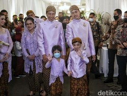 Hari Ini Akad Nikah Kaesang-Erina, Netizen Kasih Selamat dan Doa