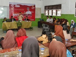 Relawan Ganjar Sosialisasikan Sikap Antikorupsi ke Siswa di Medan