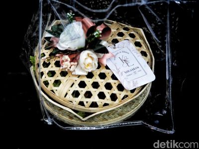 Intip Suvenir Acara Siraman Erina Calon Istri Kaesang