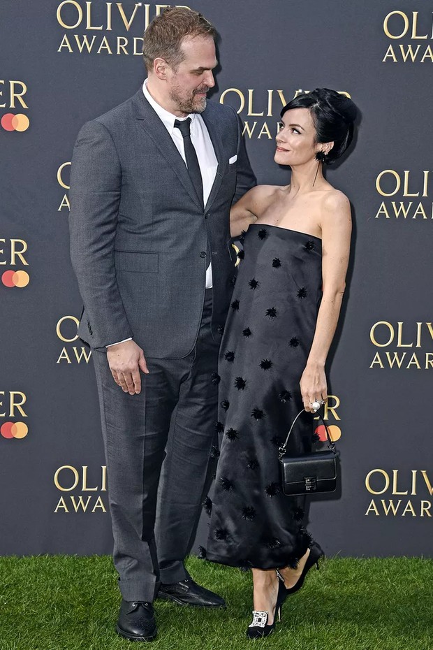 Lily Allen dan David Harbour/Foto: Dok. people.com Pasangan Hollywood yang Paling Stylish