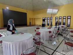 Sambut Siraman Erina Gudono, Tetangga Gelar Nobar-Pentas Seni