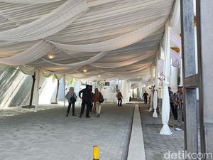 Mensesneg Hadiri Siraman Erina Calon Istri Kaesang di Sleman