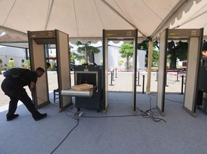 Metal Detektor Terpasang di Lokasi Resepsi Pernikahan Kaesang-Erina